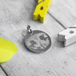 Кулон подвеска с гравировкой отпечатка носа собаки на заказ