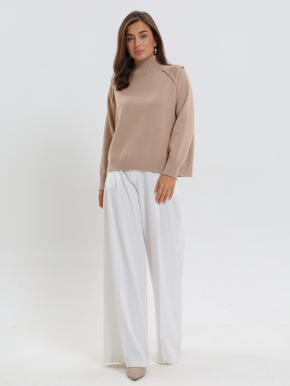 Вязаный свитер без разрезов