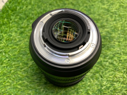 Nikon 18-200mm 3.5-5.6G ED AF-S VR II DX