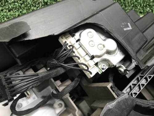 Битая Фара правая Faw Bestune T99 (2022-н.в.) LED