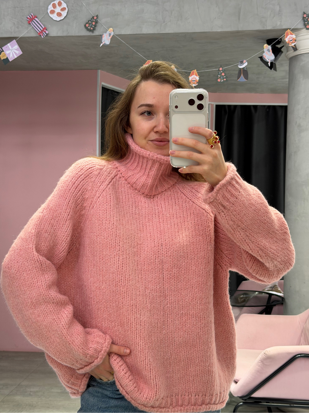 Свитер с горлом Candy розовый