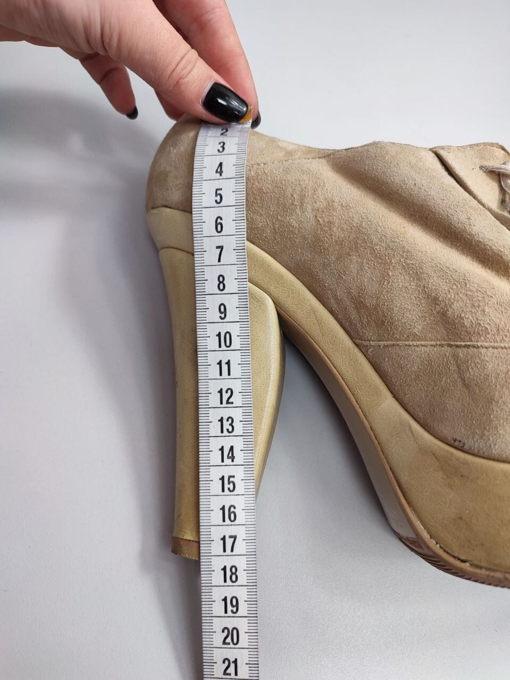 Ботильоны Lena Tsokalenko светлые 39 размер