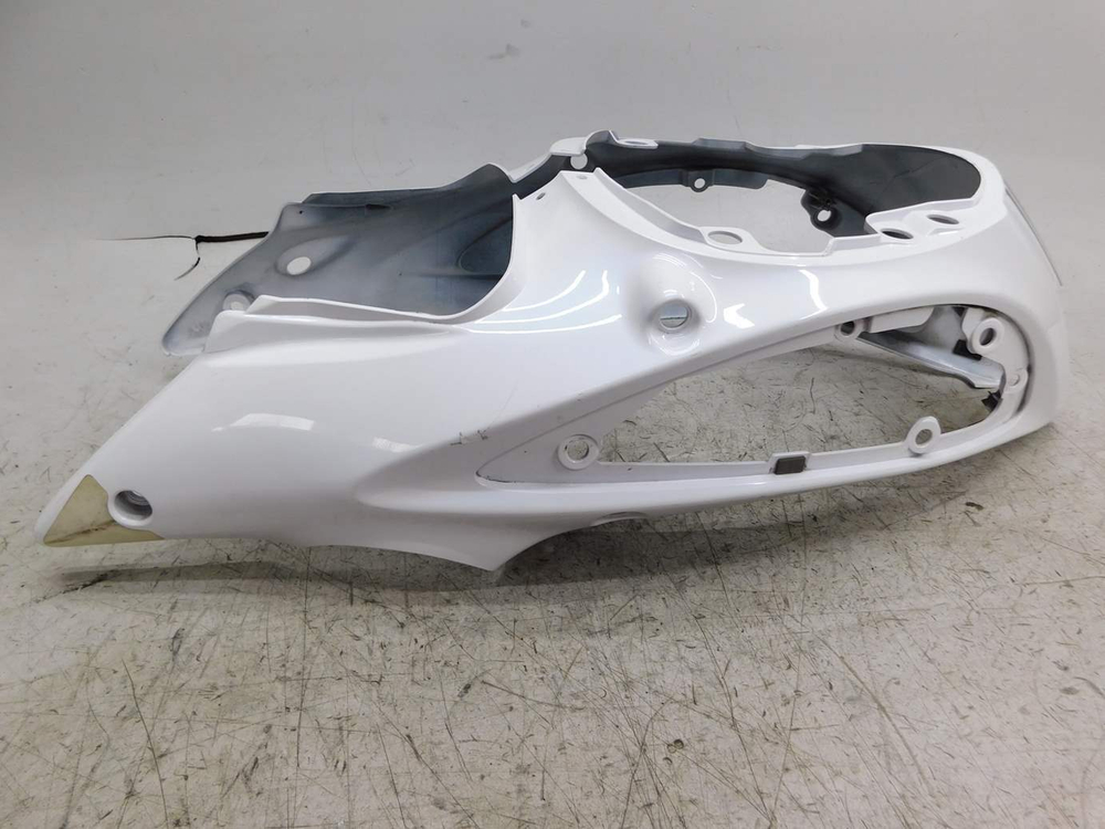 пластик задний (хвост) Suzuki GSX1300R Hayabusa 2008 47311-15H
