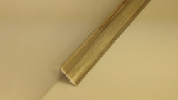 Угол вспененный ПВХ внутренний - галтель 22х22х2700мм