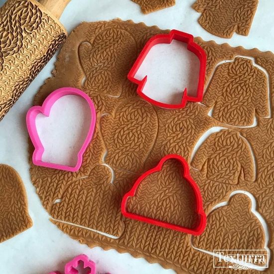 Скалка с узором Вязка с косичкой