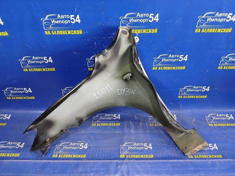 Крыло переднее правое MAZDA DEMIO 2002-2005
