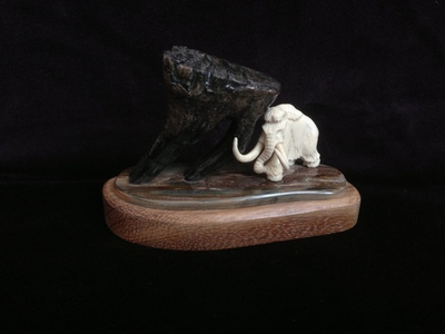 Борьба за жизнь,миниатюра из рога лося