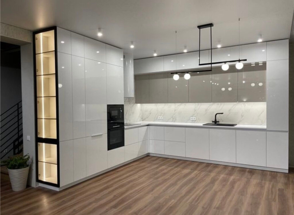 Примеры современных кухонь в дизайне из интернета