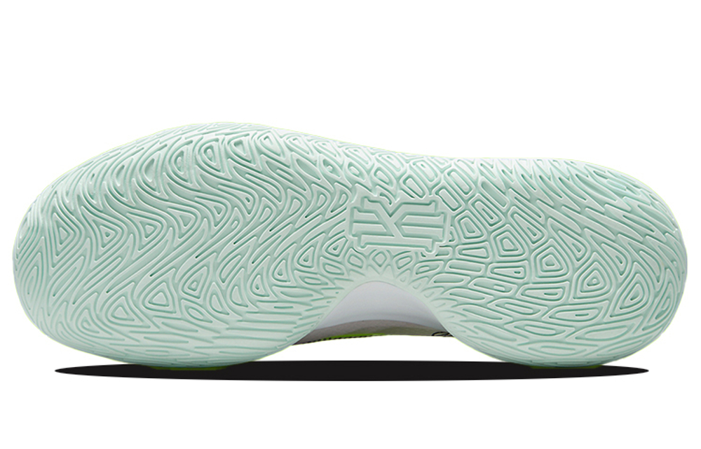 Кроссовки Nike Flytrap 5
