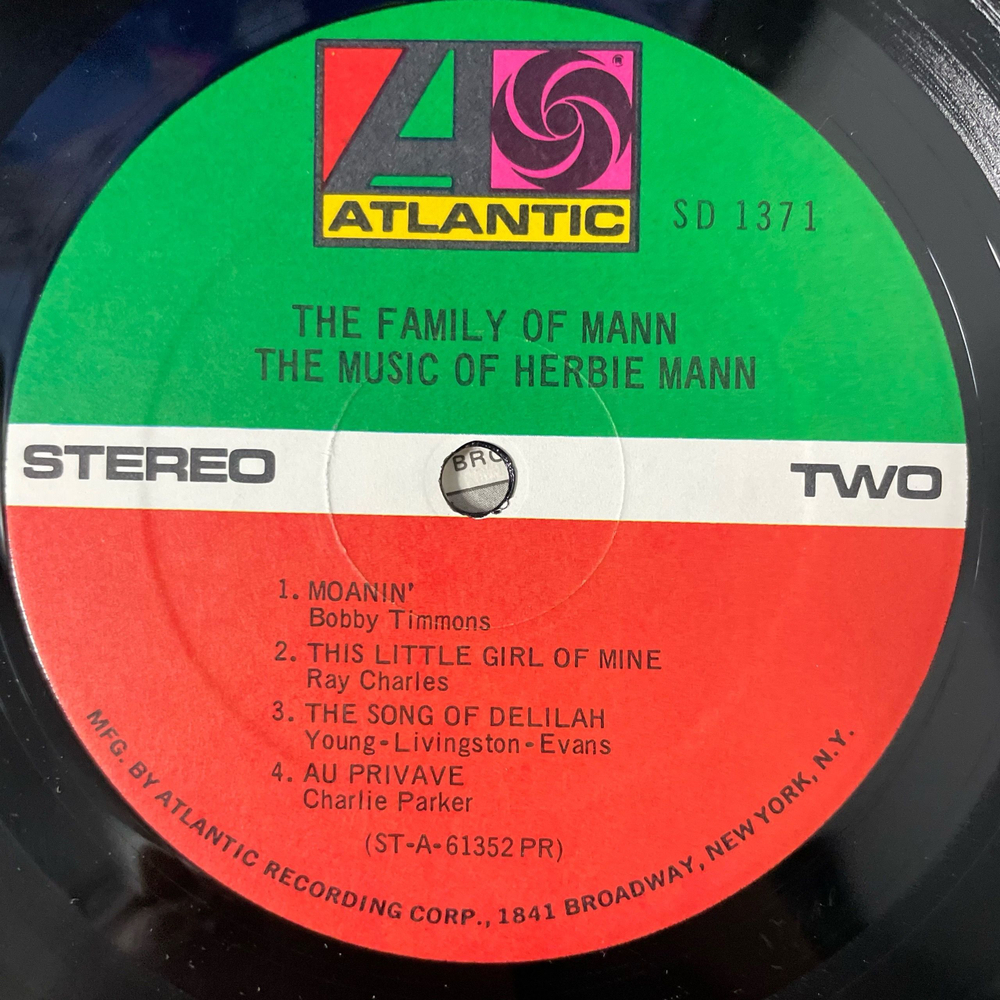 Винтажная виниловая пластинка LP Herbie Mann, The Family Of Mann (The Music Of Herbie Mann) (США 1968)
