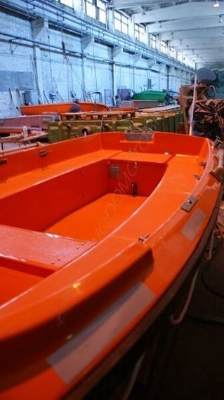 Шлюпка дежурная ДШ-6