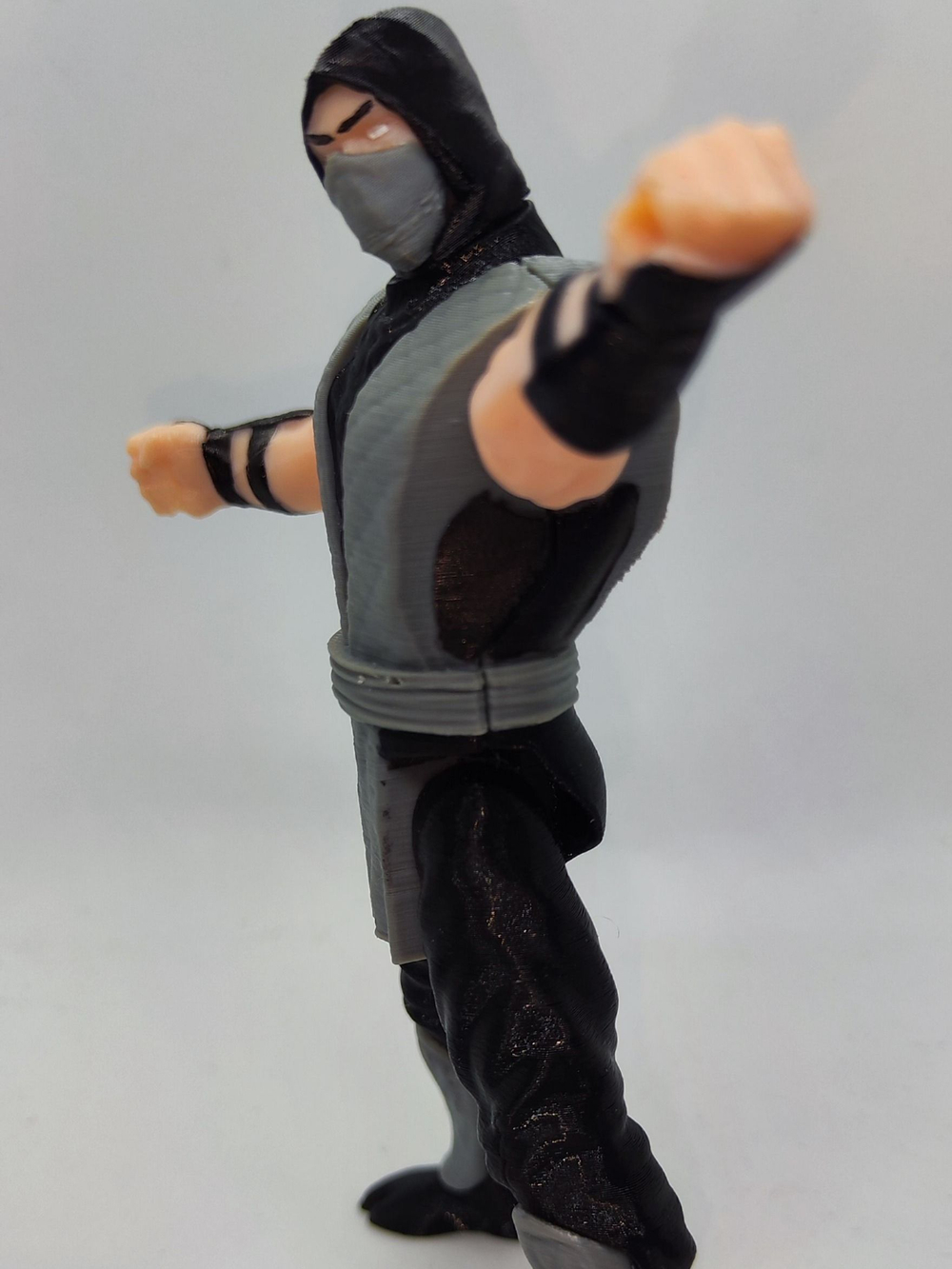 Подвижная фигурка "Смоук" Mortal Kombat, пластик, цвет серый
