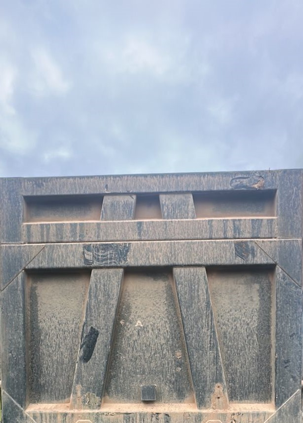 Shacman (Shaanxi) SX* 8x4 Самосвал SX331863366 (Дизельный, 12,5 л, 544 л.с., МТ)