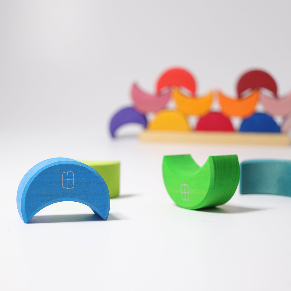 Деревянная пирамидка балансир "Лунные домики", 16 деталей