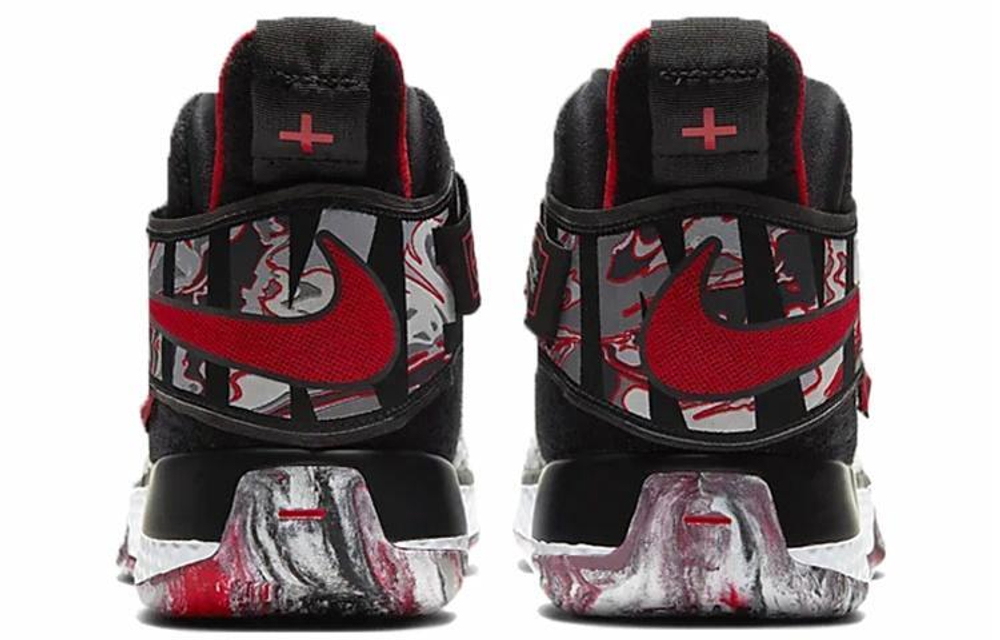 Кроссовки Nike Unvrs Air Zoom