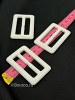 Пряжка белая прямоугольная