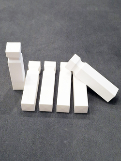 Соединитель для плинтуса, столбик пластиковый 90*18*18мм - (6 шт.)