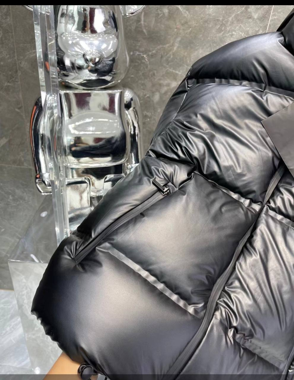 Пуховик Prada