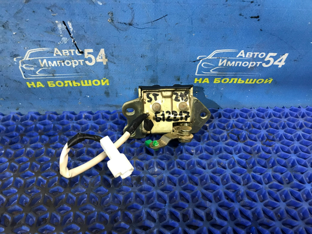 Замок багажника TOYOTA CALDINA 1997-2002