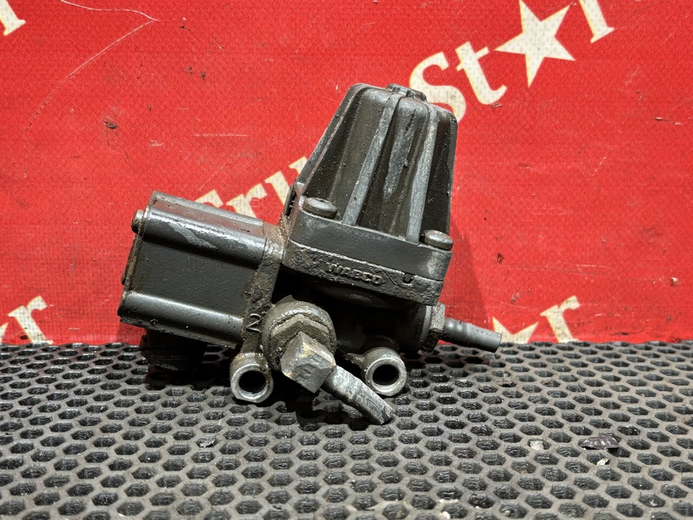 Регулятор давления AdBlue