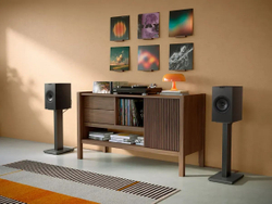 Стойка под акустику KEF SQ1 FLOOR STAND MINERAL WHITE