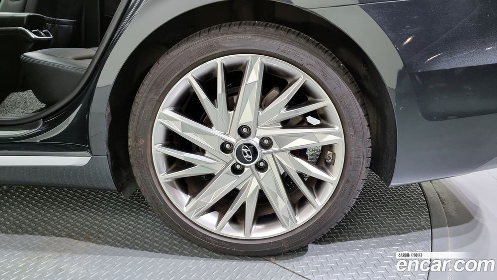 Hyundai The New Grandeur (Azera) IG 2.5 (03.2021)