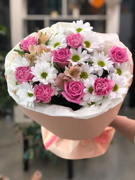 Сборный букет "Радость встречи"