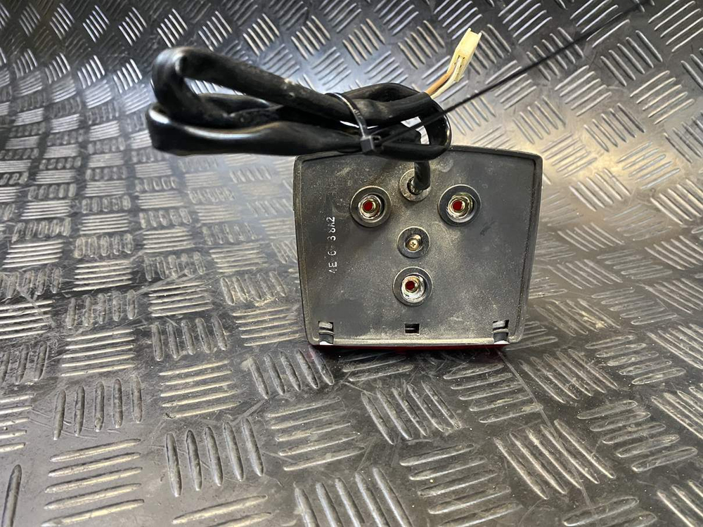 Стоп-сигнал Suzuki Intruder VS750 VR51A