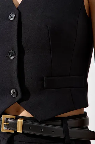 Жилет костюмный черного цвета