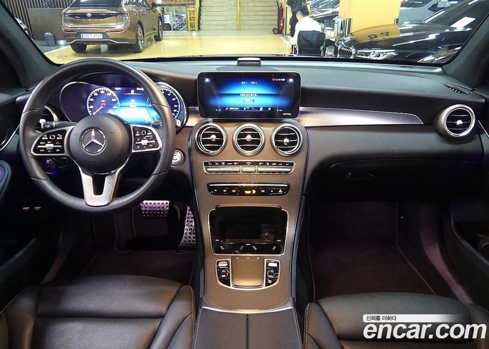 Mercedes-Benz GLC-Class X253 GLC300e 4MATIC Coupe (01.2021)