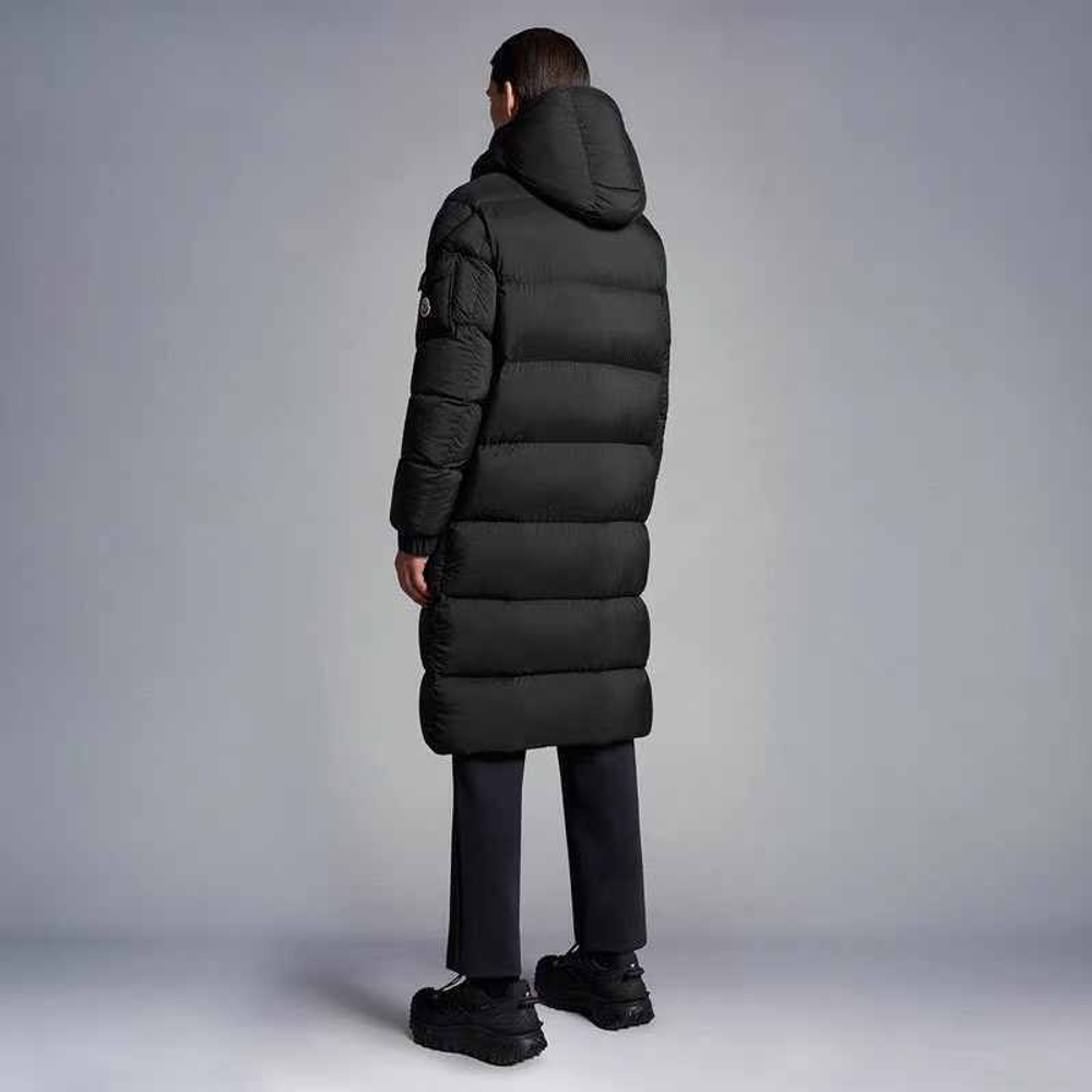 Пуховик Moncler