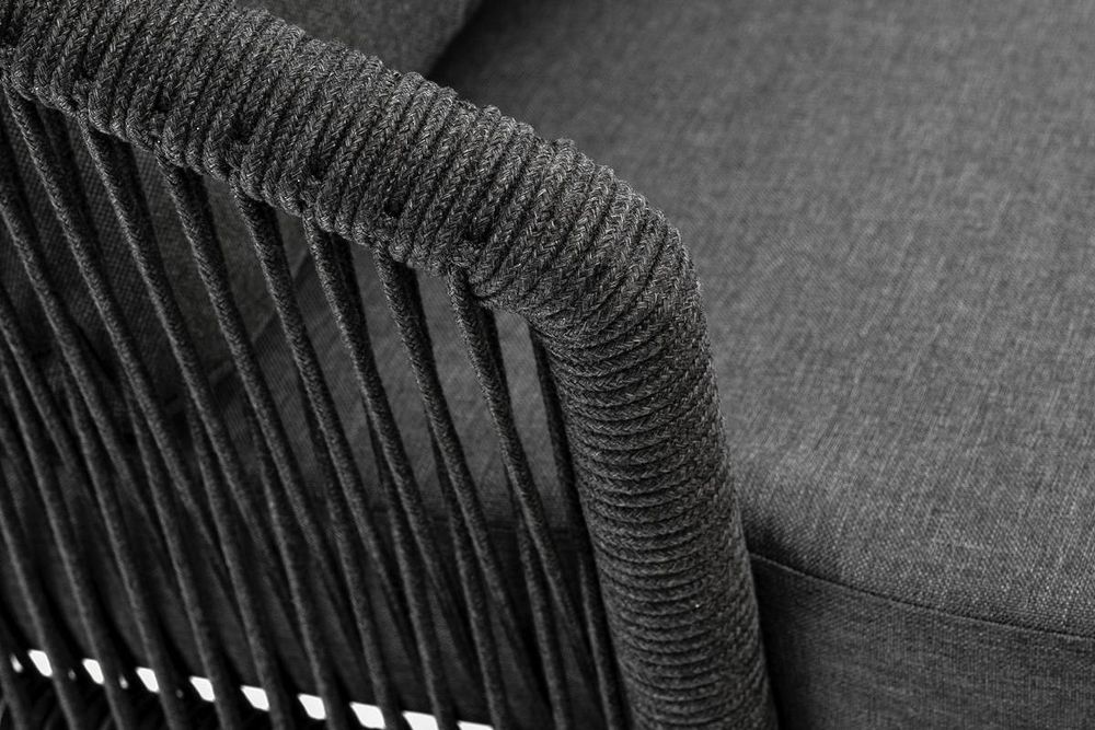 "Верона" кресло плетеное из роупа, каркас алюминий темно-серый (RAL7024) муар, роуп темно-серый круглый, ткань темно-серая 027