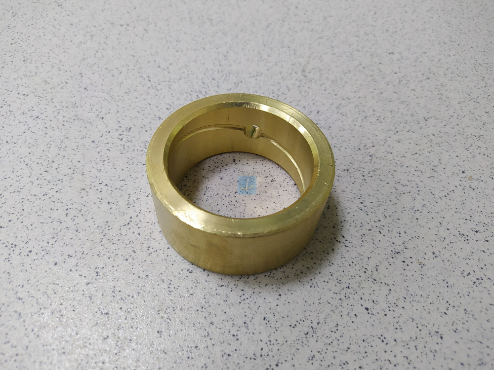 Втулка распредвала 236-1006037-А