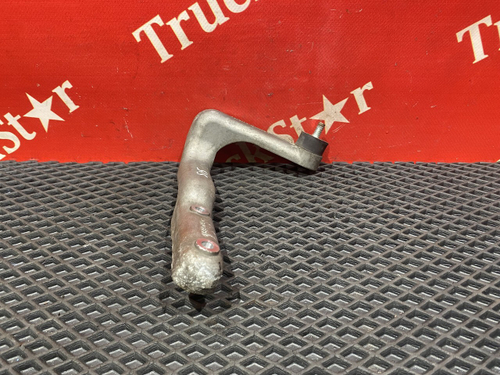 Кронштейн диффузора левый 2018г