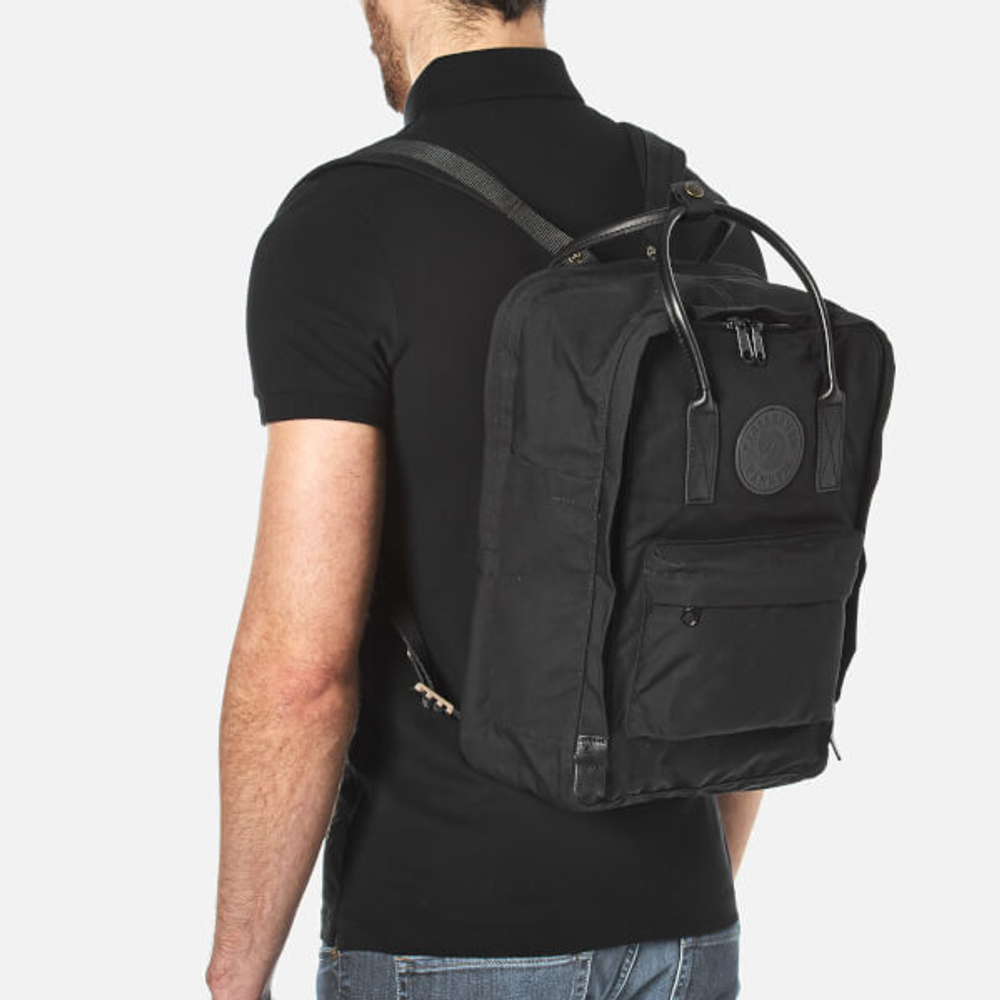 Рюкзак Fjallraven Kanken No.2 Black Edition черный