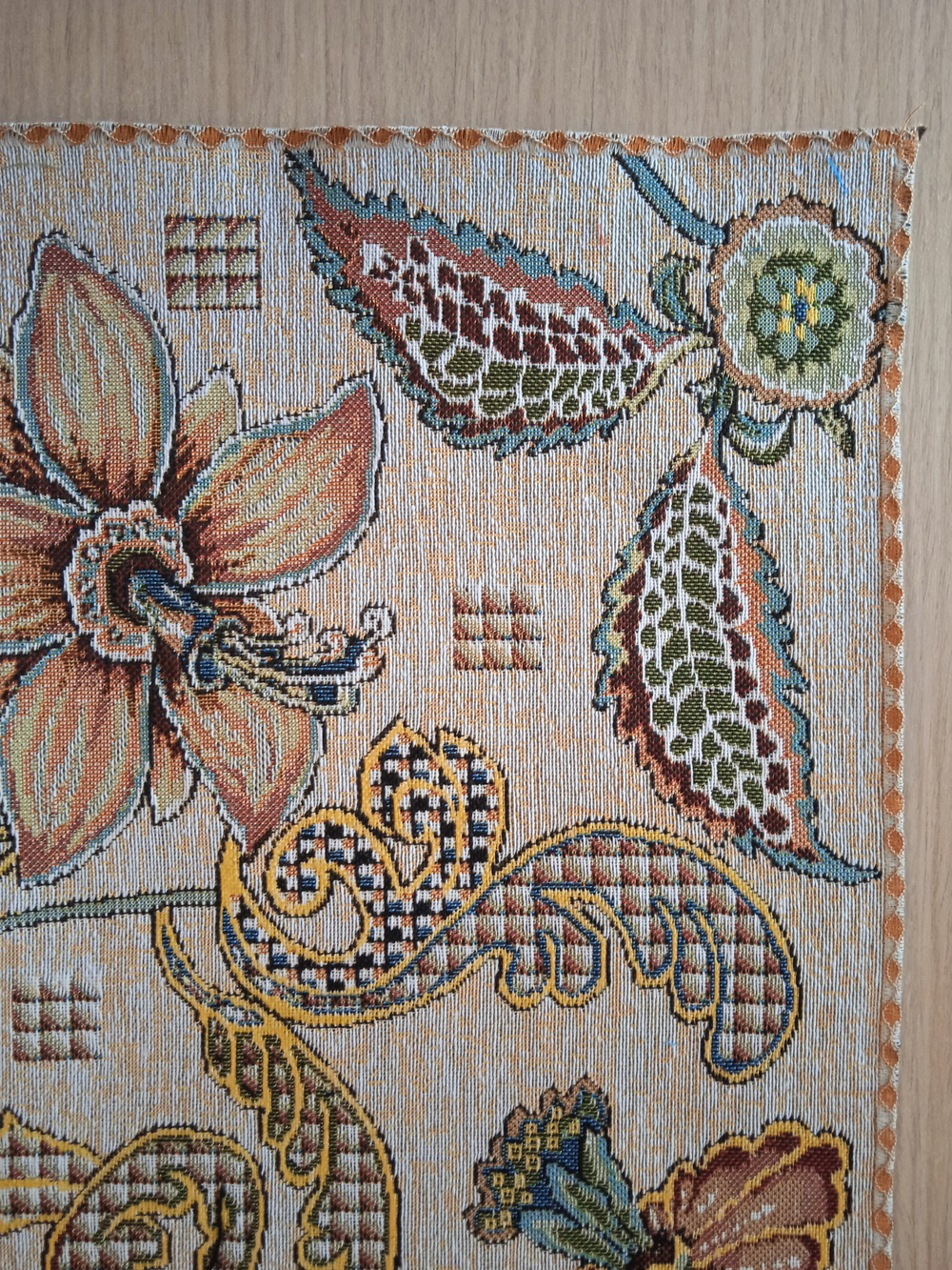 Гобеленовая столешница Гибискус 35х88