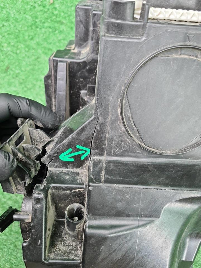 Фара левая Mercedes GLE V167 (2018-2024) LED