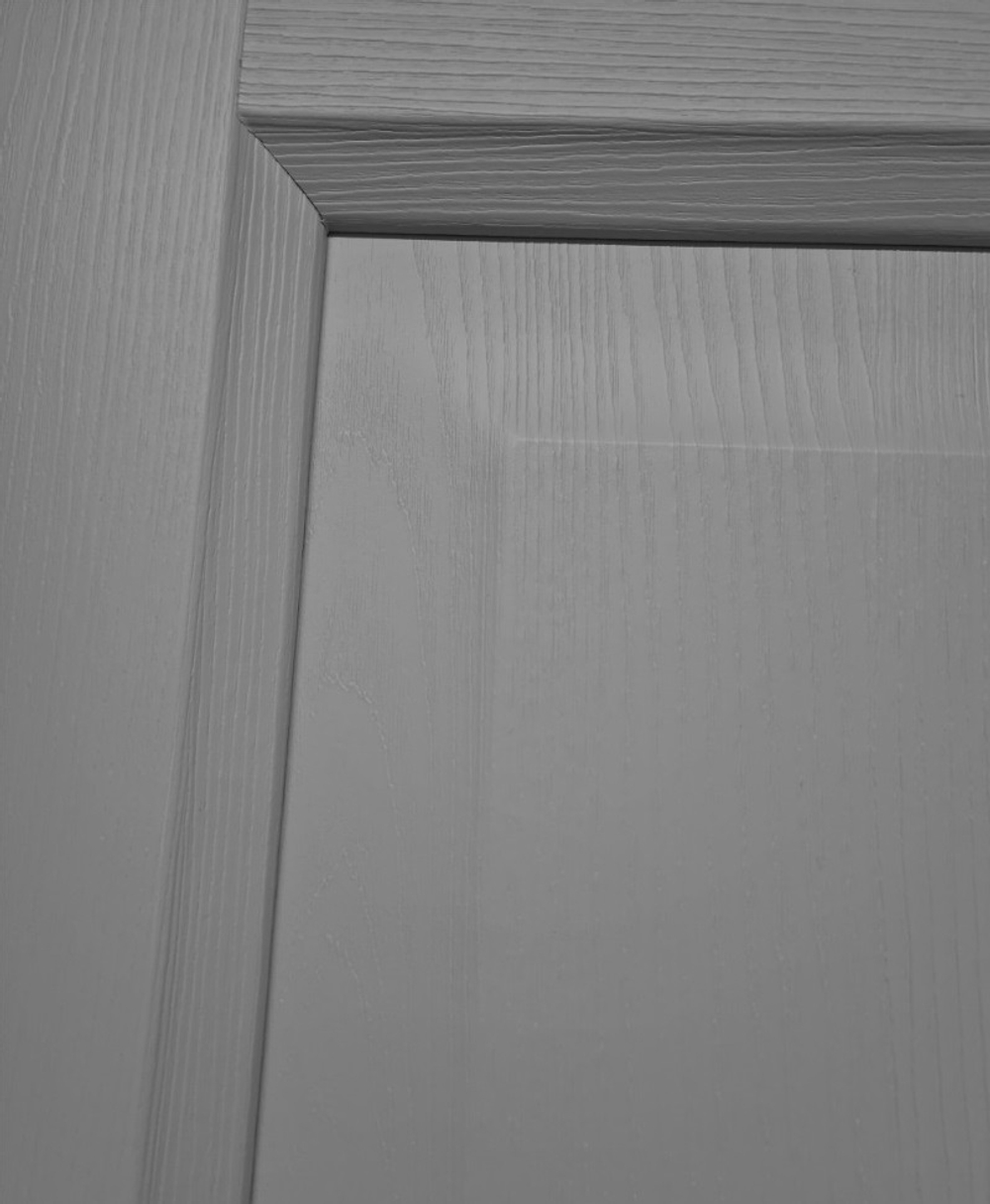 Межкомнатная дверь Браво Неоклассик-32 цвет Grey Matt ( белый матовый без текстуры)