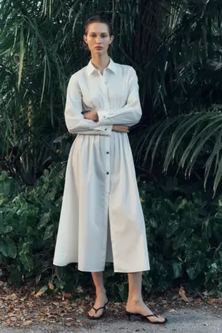 ZARA ПРИТАЛЕННОЕ ПЛАТЬЕ ИЗ ПОПЛИНА, БЕЛЫЙ