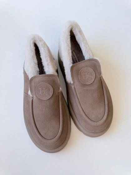 Зимние лоферы из натуральной замши YUGA в стиле casual