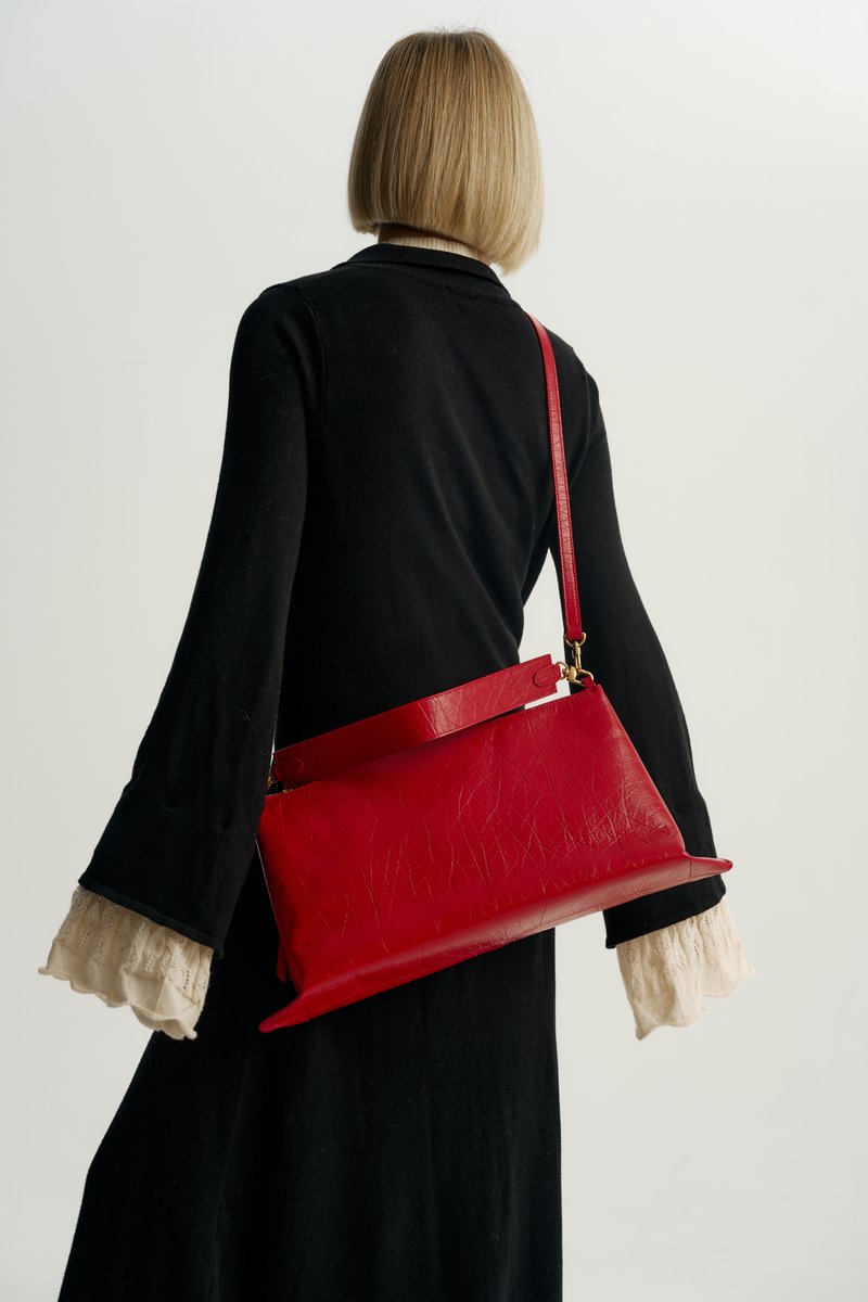 FRAME классический красный