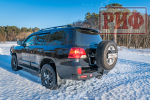 Бампер силовой задний Toyota Land Cruiser 200 2007-2012 с квадратом под фаркоп, калиткой, фонарями, подсветкой номера, стандарт РИФ