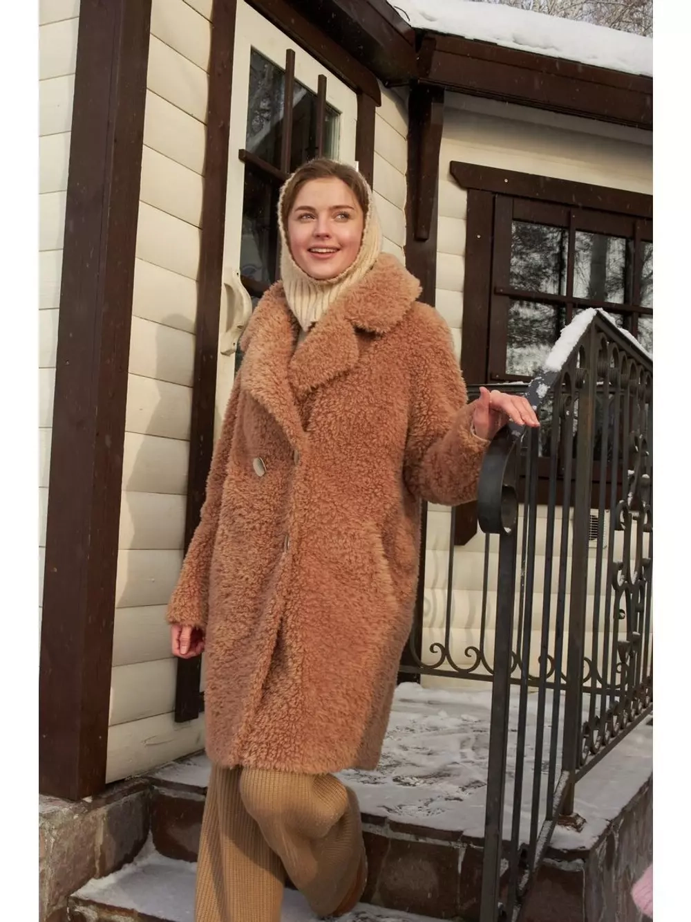 Шуба женская из овечьей шерсти чебурашка тедди, SilverFox (арт. S1188rm012bz)