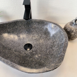 Раковина из речного камня RS-66027 57х42х15 из натурального камня