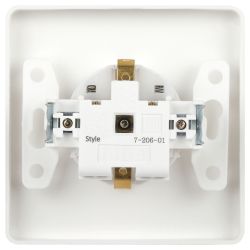 Розетка Intro Style 7-206-01 с заземлением 2P+E Schuko со шторками, 16А-250В, IP20, СУ, белый | Intro