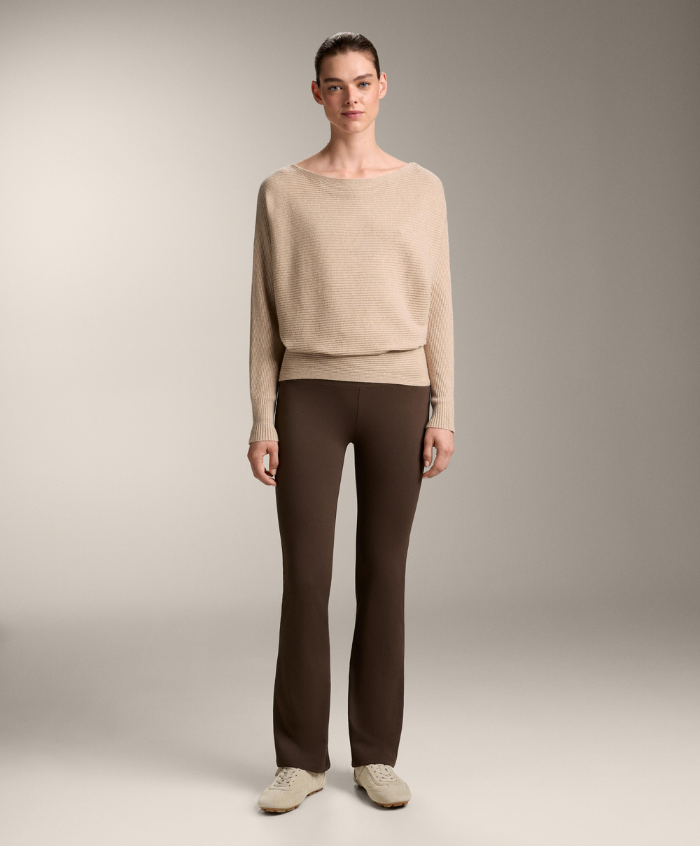 Oysho Вязаный джемпер в рубчик с открытыми плечами, светло-бежевый