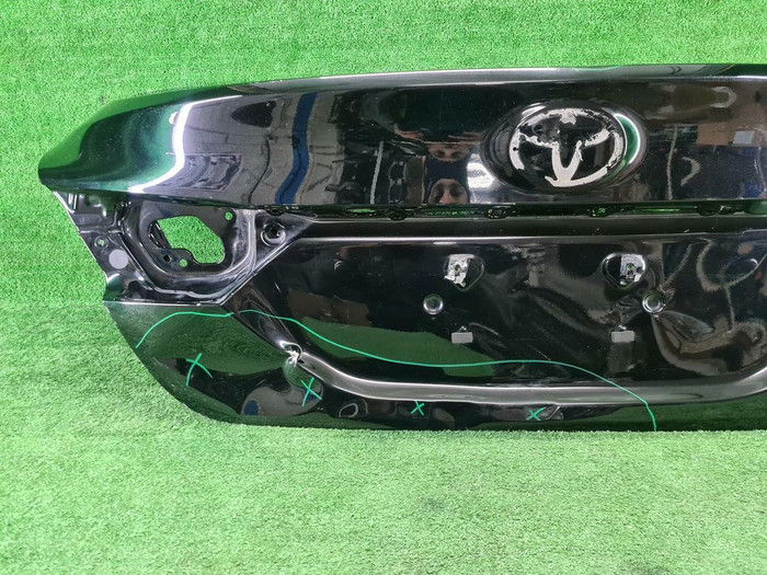 Крышка багажника Toyota Camry xv70 (2017-н.в.)