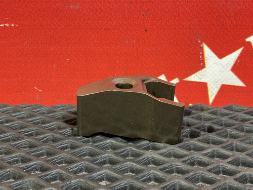 Кронштейн форсунки