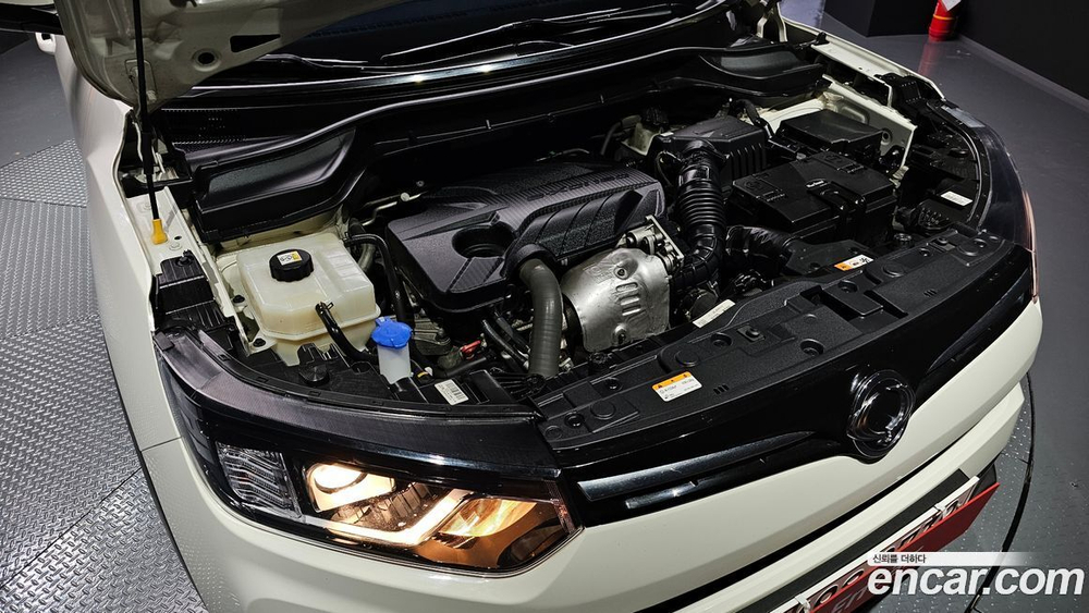 KG Mobility (Ssangyong) Very New Tivoli Дизель 1.6 2WD (05.2020)