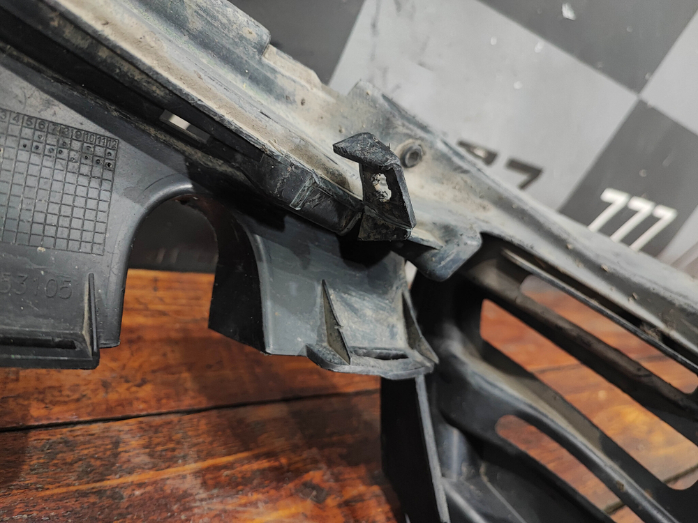 Кронштейн переднего бампера Mercedes GLE (V167) 18-нв Б/У Оригинал A1678855403